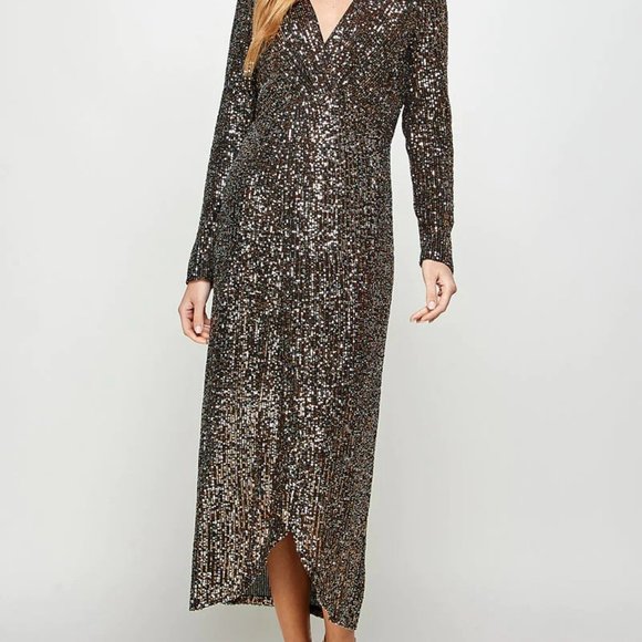 NWT See And Be Seen Long Sleeve Sequin Faux Wrap Dress In Black And Gold - Picture 8 of 8